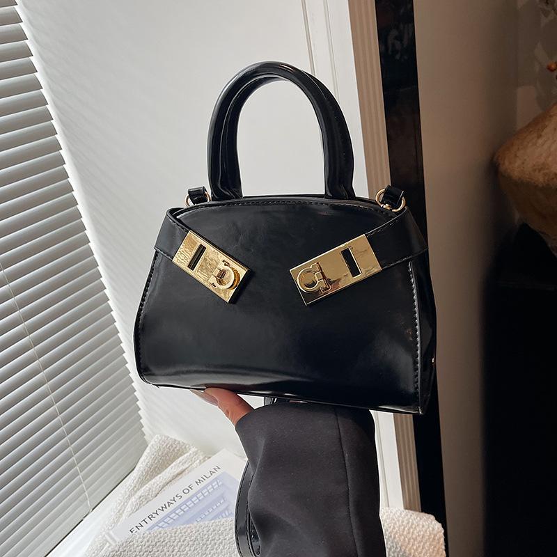 

Small bag women s summer versatile new fashion simple messenger bag portable small square bag чёрный