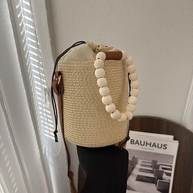 Neue vielseitige Messenger-Strohflecht-Tasche Damen High-End-Flecht-Tasche Schulter Handheld Damen-Tasche Strandurlaub Strandtasche