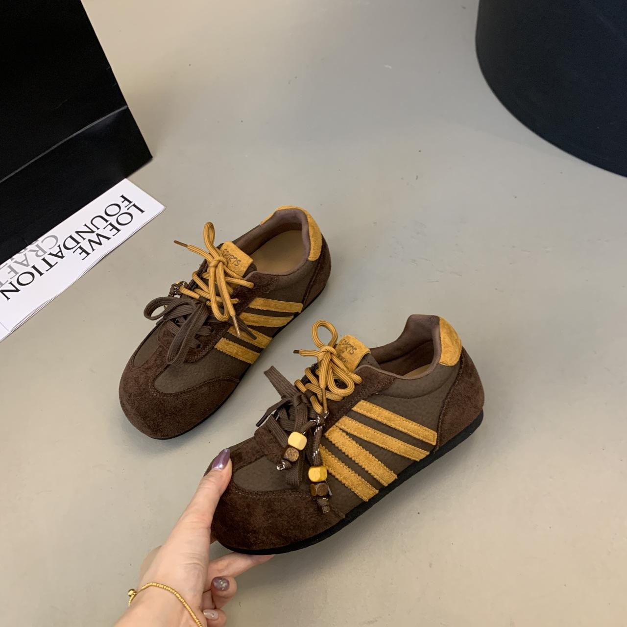 

Retro women s new autumn versatile casual sports board shoes flat white shoes 40 кофейный