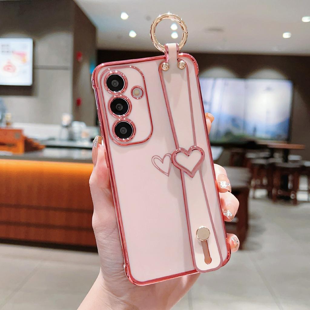 For Samsung Galaxy S25 Case Electroplated Heart Pattern TPU Phone Back Cover with Wristband Kickstand