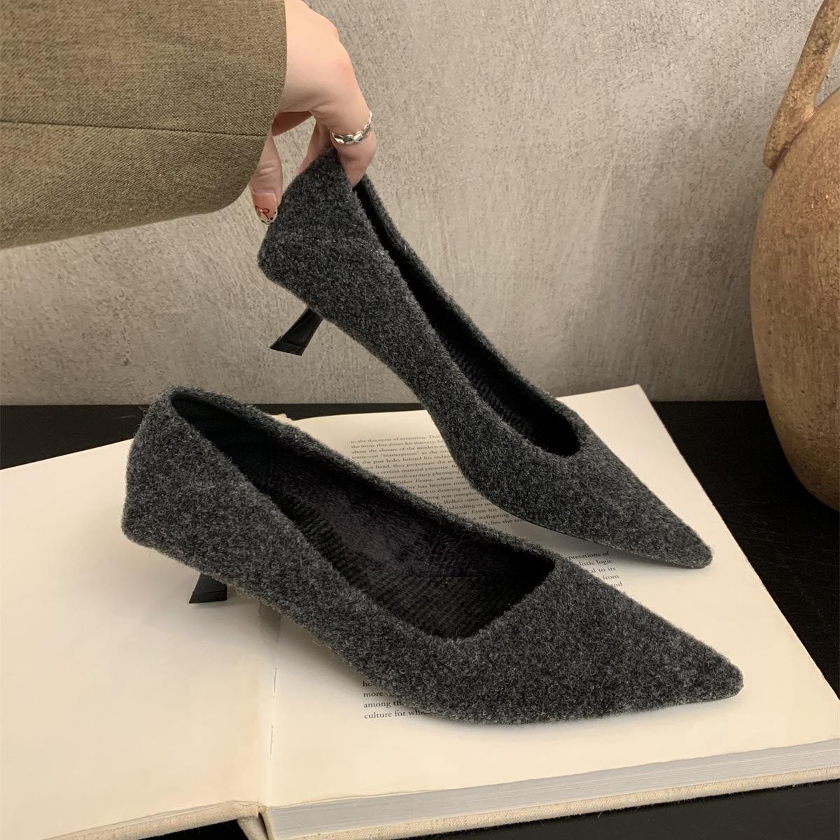 

Неглубокие одинарные туфли женские флисовые теплые хлопковые туфли с острым каблуком женские тонкие каблуки вечерние феи пушистые туфли для улицы 39