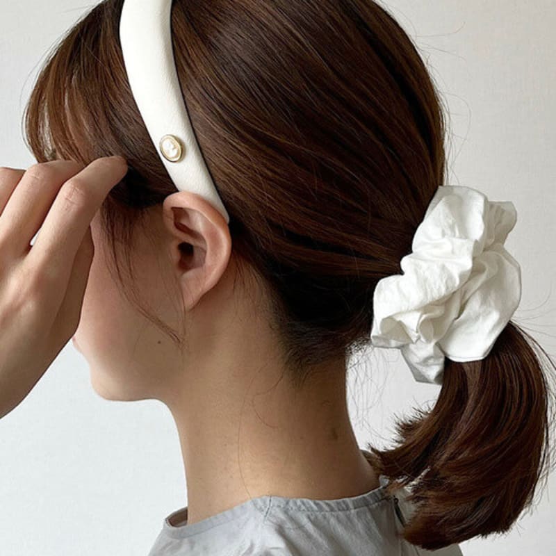 oar Cameo Satin Volume HairBand [White]