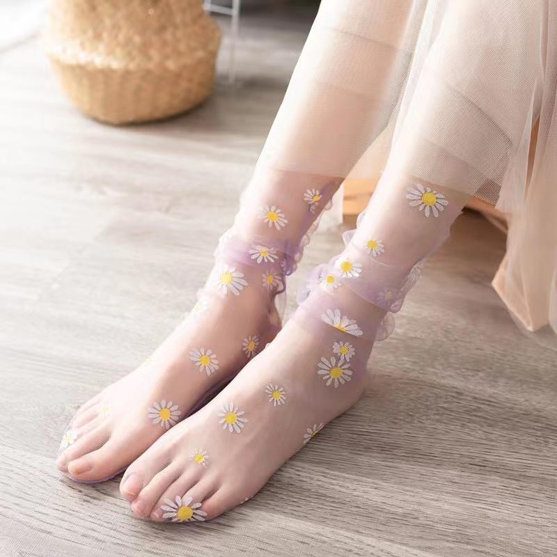 Sexy Lace Mesh Fishnet Socks Transparent Ankle Net Yarn Thin Women Cool Transparent Socks Bud Silk Daisy Flower Stockings Mesh