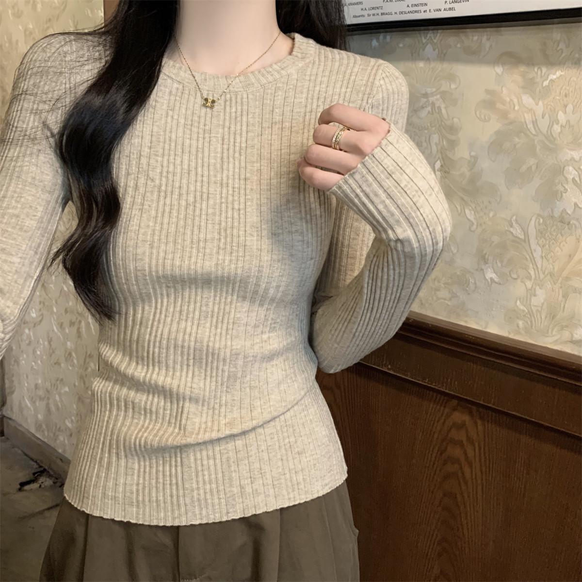 

Узкий свитер в рубчик, тонкий, с темпераментным универсальным трикотажем, женский, новый осенне-зимний, для ношения под низ L