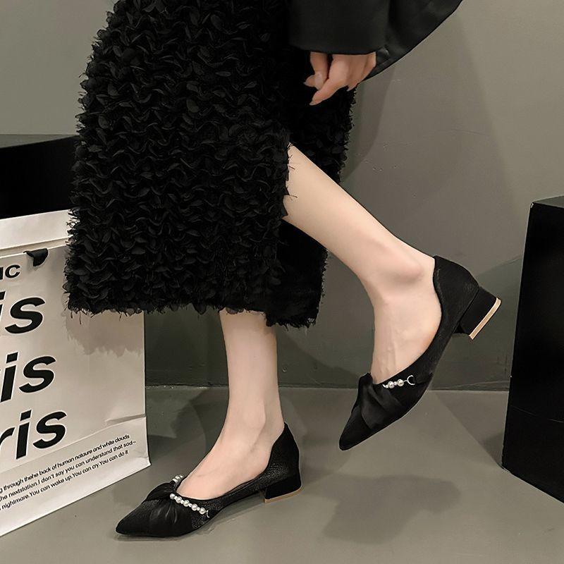 Shallow mouth pearl fashion women's shoes spring and summer new high heels thick heel low heel low heel versatile black pointed single shoes