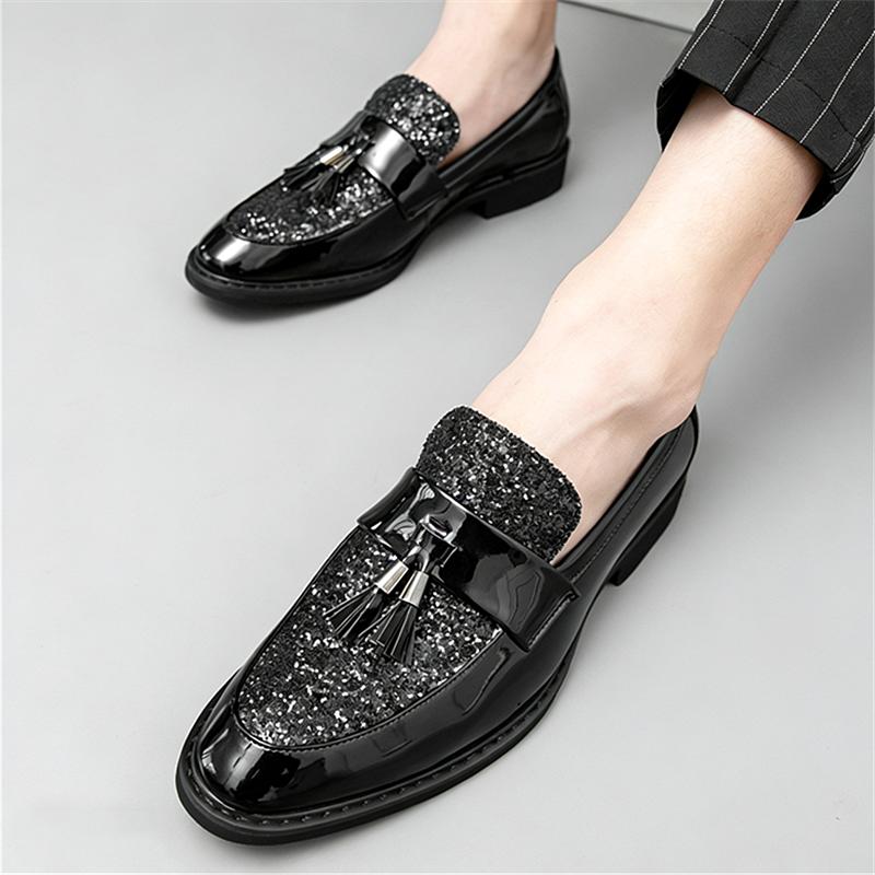 Modny projektant Nowe Szpiczaste Buty Patchworkowe z Frędzlami i Płatkami Śniegu dla Mężczyzn Formalne Ślubne Homecoming Sapatos Tenis Masculino