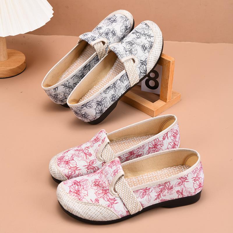 Fashion Old Beijing Cloth Shoe Women's Breathable National Style Embroidered New Chinese Fisherman Midlife Shoes Soft Sole