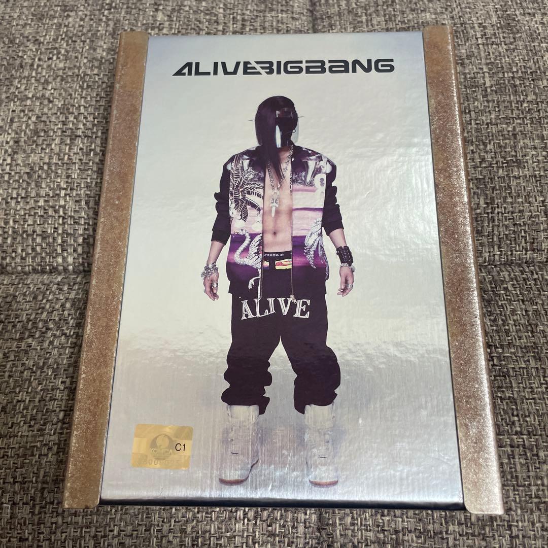 

[ВЖИВАНИЙ] BIGBANG G-DRAGON ALIVE Альбом Jiyong