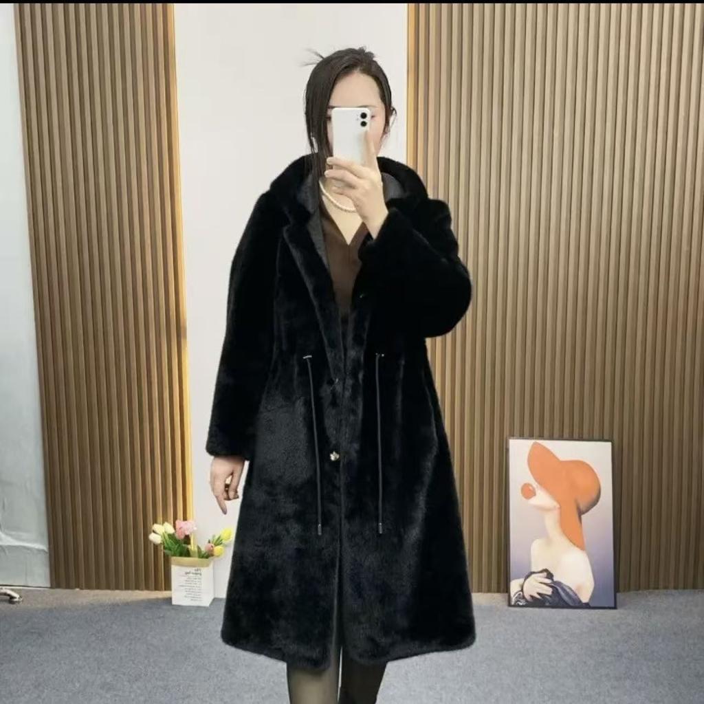 Black Long with Rope Hat, Gold Mink Jacket, Imitation Mink Environmentally Friendly Fur Coat, Hooded and Thickened.