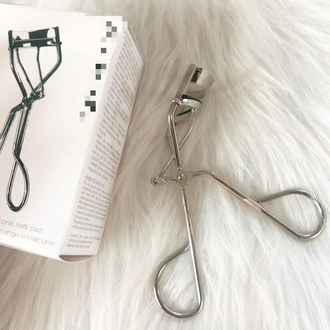 

Щипцы для завивки ресниц Uemura 2nd Gen: Естественный, комфортный изгиб, отсутствие повреждений, удобство.