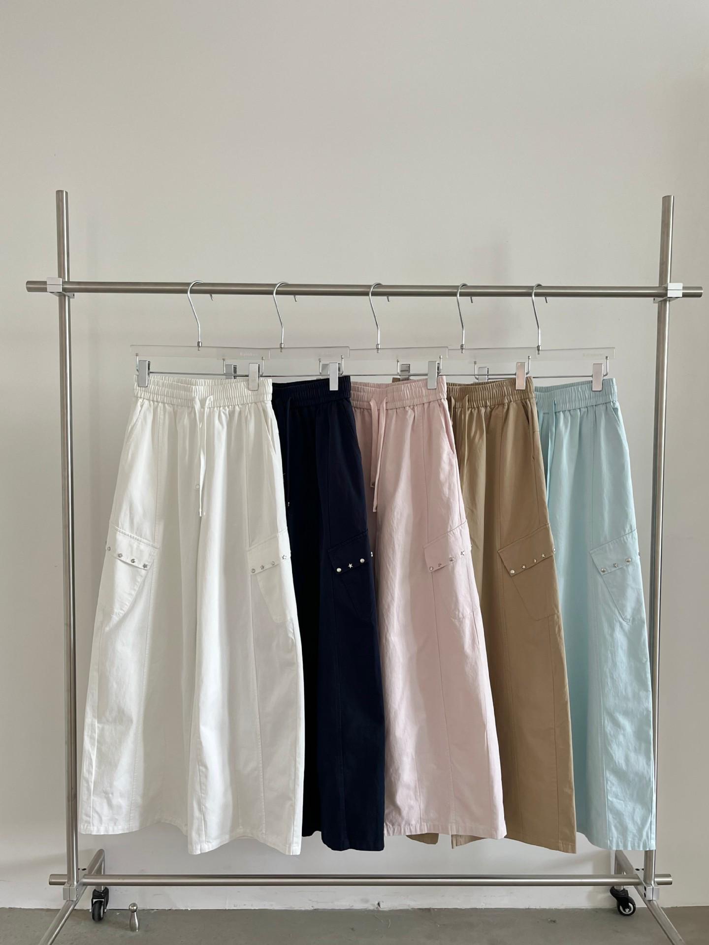 

Mishang Korean Style Loose-Fit Floor-Length Draping Casual Pants Small хаки