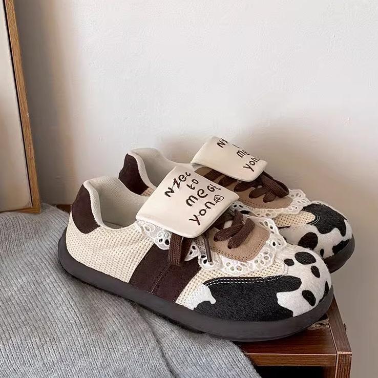 2025 Spring and Summer Retro Super Fire Round Head Platform German Training Shoes Women's New Light Casual Sports Forrest Gump Board Shoes