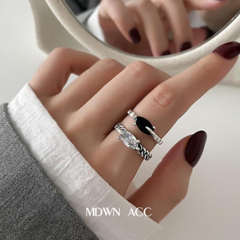 Ring Does Not Fade Niche Design Ins Opening Female High-end Sense Retro Cold Pearl Shell Versatile Irregular