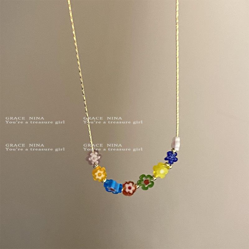 

Coloured Glaze Flower Necklace