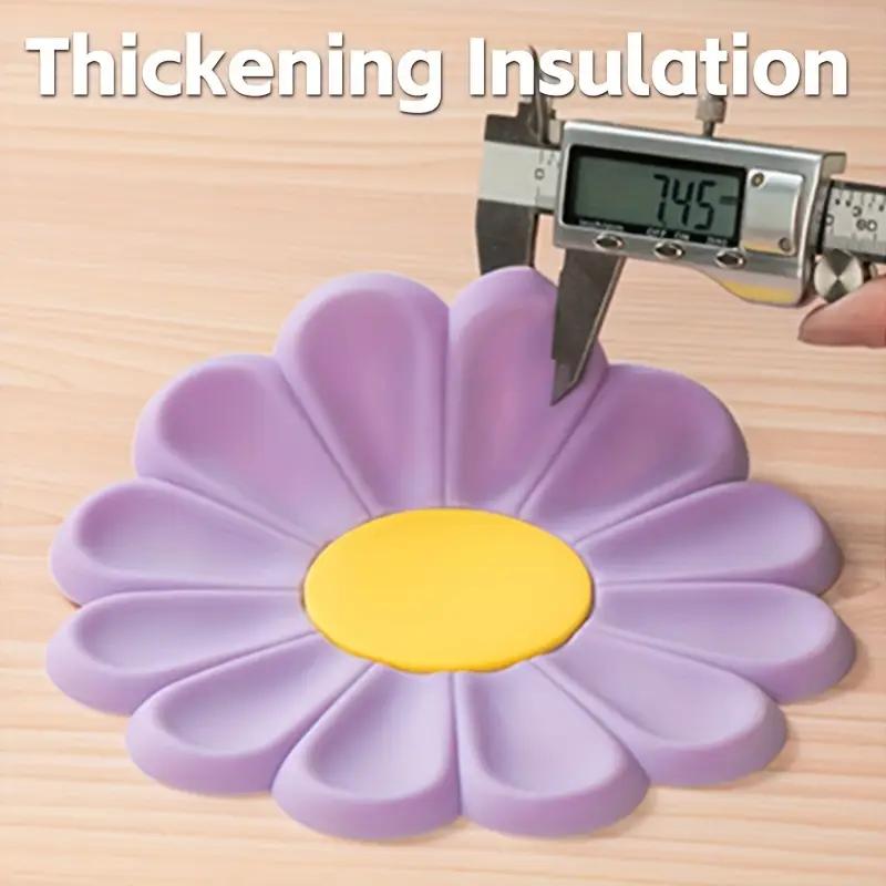 Podstawka pod kubek w kształcie stokrotki Silikonowa antypoślizgowa podkładka izolacyjna Podkładka pod kubek Podstawka pod kubek Uchwyt na gorący napój Dekoracje stołu domowego Akcesorium kuchenne