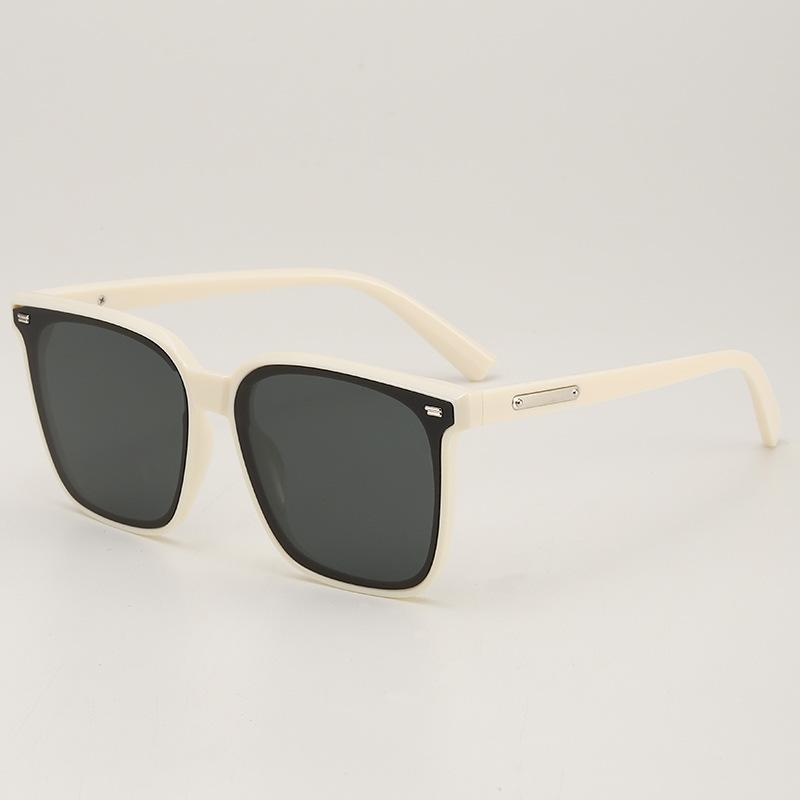JYL TS Square Sunglasses With Rivets UV Protection For Women 2323