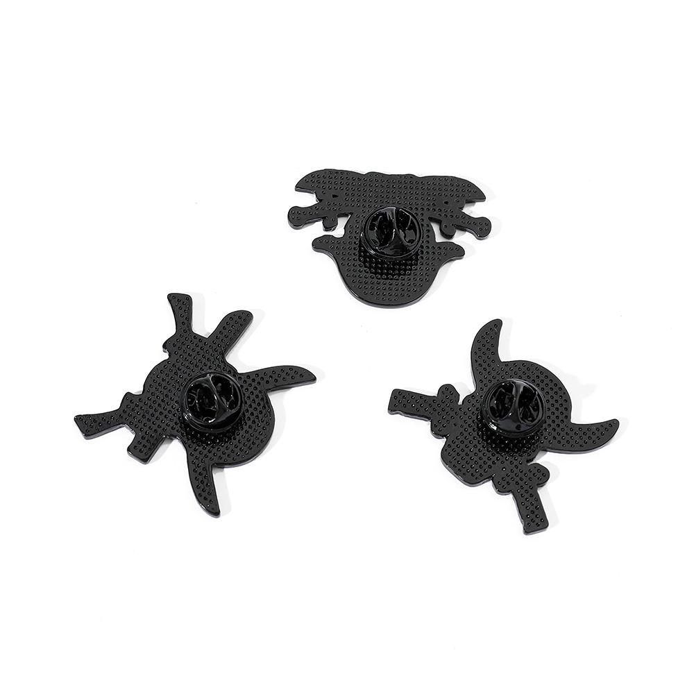 Personalized Creative Anime ONE PIECE Metal Badge Accessories Skull Alloy Oil Drop Brooch Pin Decoration