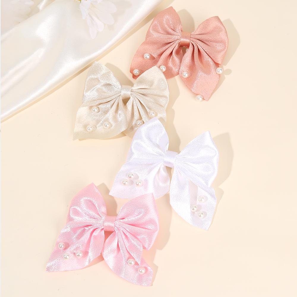 

4 шт. Элегантные атласные заколки-банты для волос для маленьких девочек, милые простые однотонные заколки-автоматы с жемчугом для боковых прядей, повседневные аксессуары, головной убор