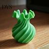 Spiralwellen-Blumenbehälter 3D-gedruckte Vase, Minimalistischer Blumenhalter, Dekorationsvase für frische moderne ästhetische Heimdekorationen oder Trockenblumen,