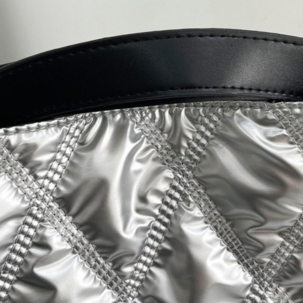 Bestickte Handtaschen mit großem Fassungsvermögen für den täglichen Gebrauch Steppmuster Tote Bag Bequem zu tragen