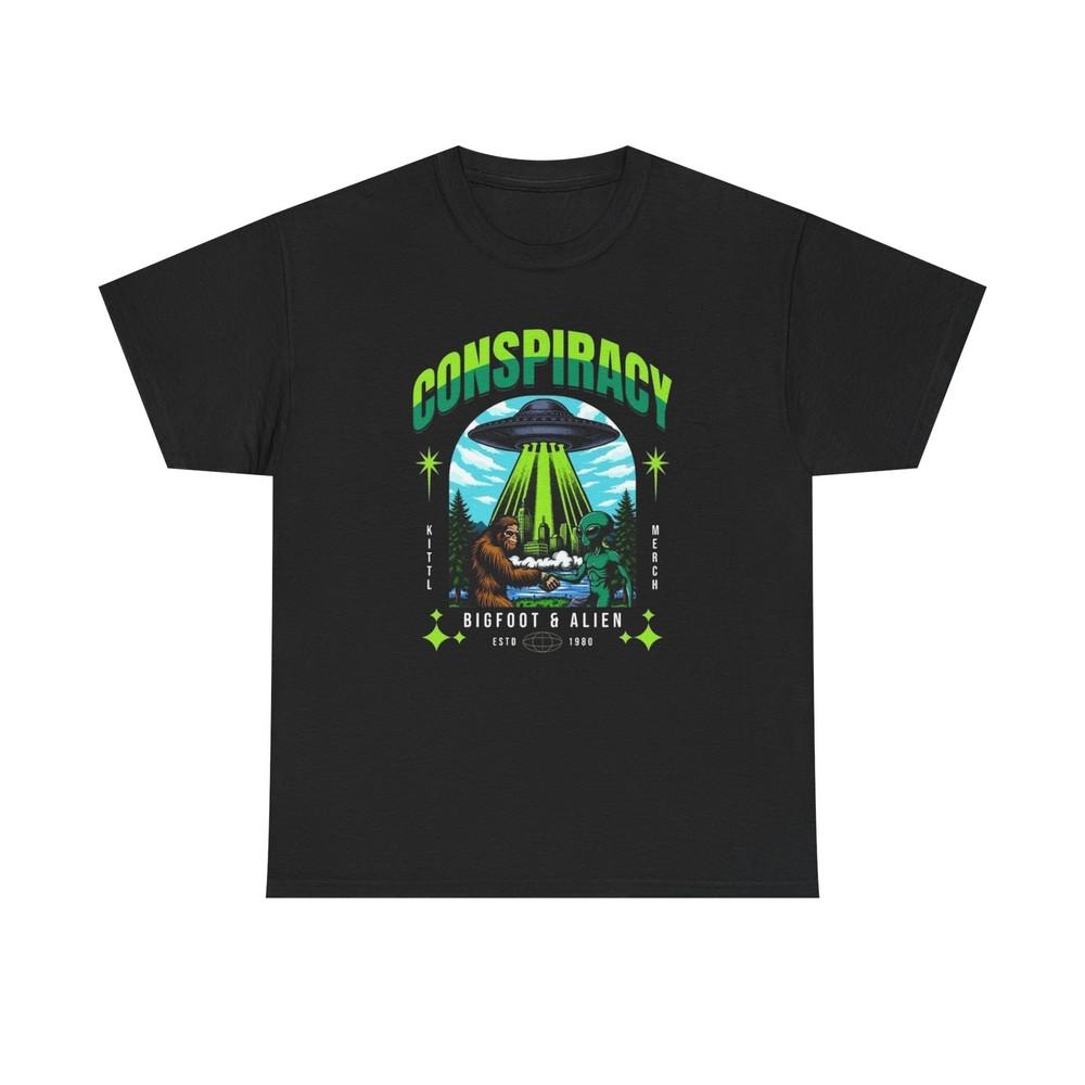 

Conspiracy Aliens And Bigfoot Funny Graphic T Shirt NEW S-5XL Heavy Cotton Tee Unisex T-Shirt S