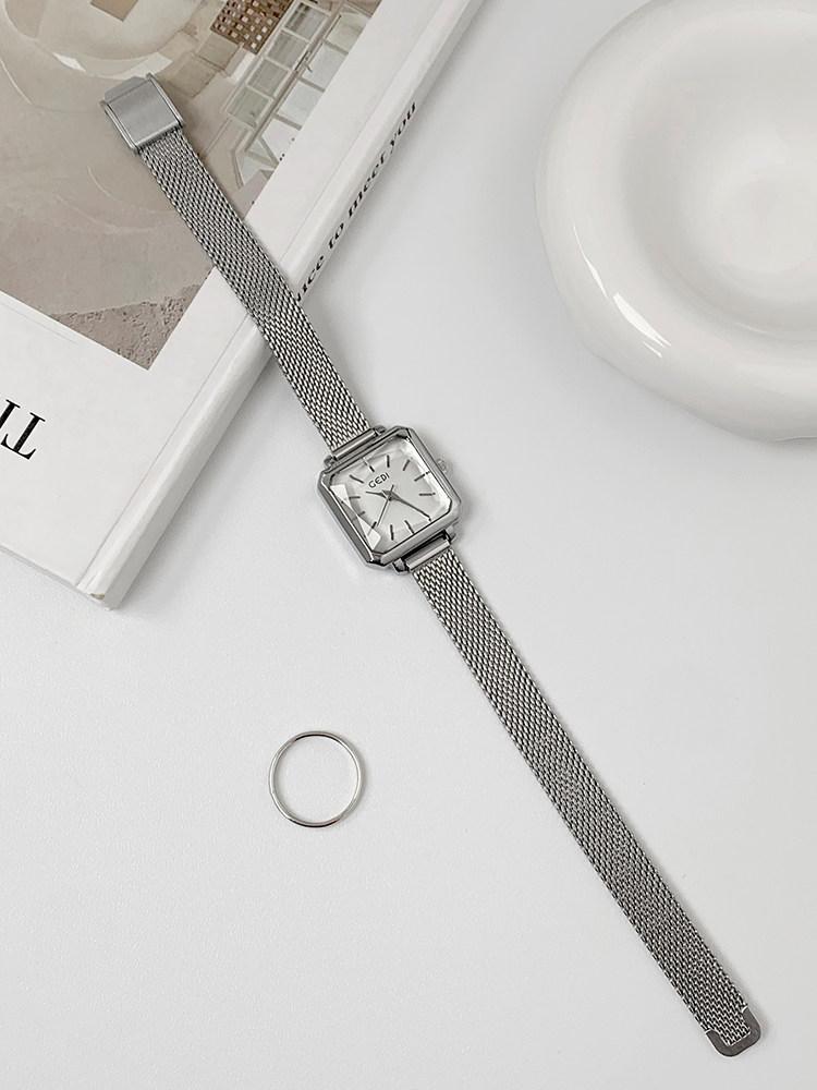 New Women'S Luxury Watch, Simple And Elegant Square Dial, Perfect Gift For Women, Creative And Stylish Ladies' Wristwatch.