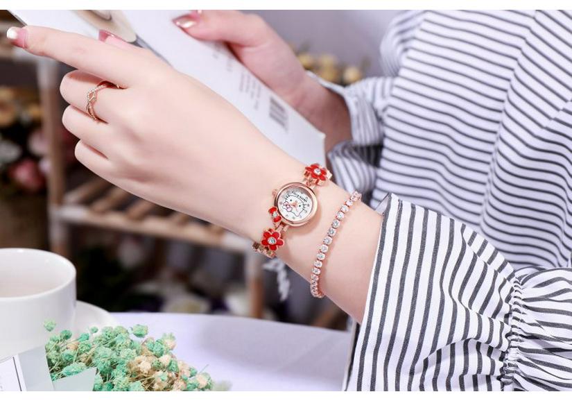 Popular Children's Cartoon Cat Watch for Girls - Cute Claw Design