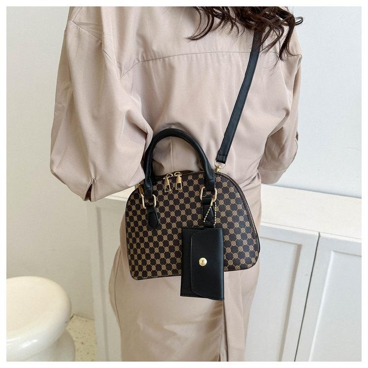 Luxury Shell Bag Fashion Women's Handbag Simple Style Shoulder Bag Plaid Print Crossbody Bag Shell Shape Wallet Card Bag