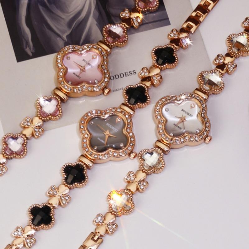 Fashionable temperament, light luxury, diamond studded bracelet, women's quartz watch, clover shaped wristwatch