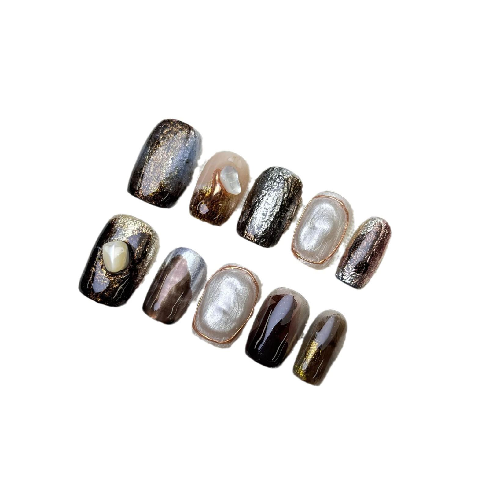 

Nordic Harbor Handmade Cat-Eye Crystal Ombre Wearable Nails Medium
