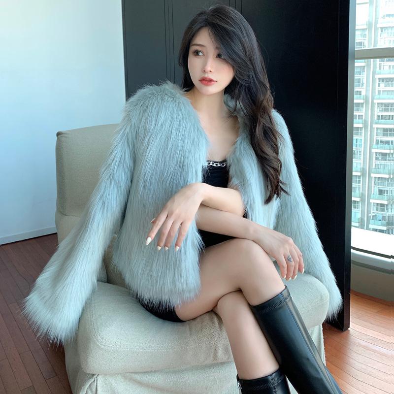 

2024 winter new imitation fox fur young fur coat women s light luxury short imitation fur coat One size белый