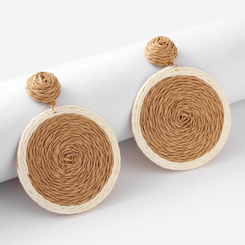 

Серьги ручной работы из искусственного ротанга Серьги в стиле бохо-курорта Персонализированные геометрические серьги-капли