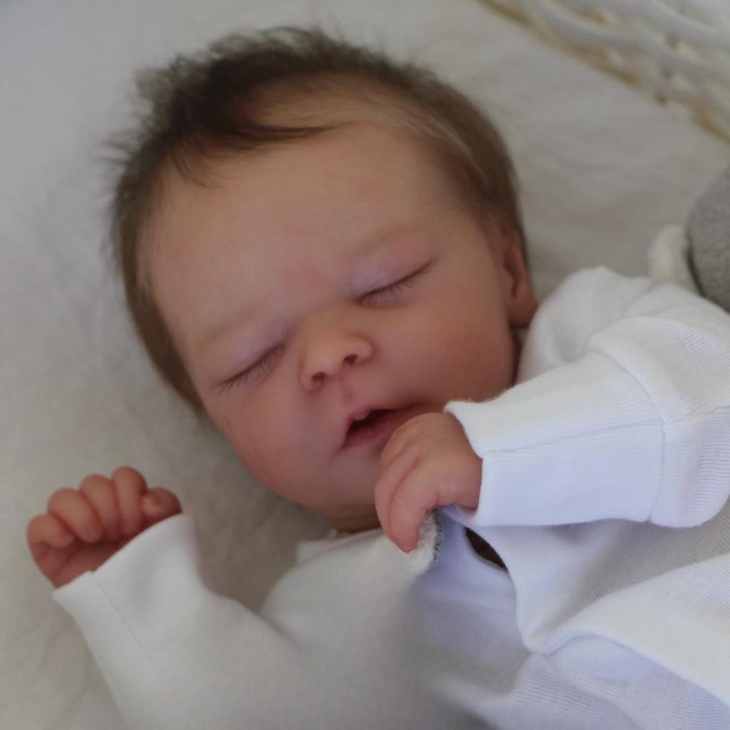 BZDOLL 45cm 17.7inch Soft Vinyl Asleep Reborn Baby Art Doll with 3D-paint Skin and Visible Veins Cloth Body Newborn Bebe Toy for Girl Kids Gift