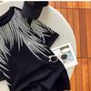 Maglietta a maniche corte con ali di piume di diamante nero taglie forti per donna - Anti-età e alla moda