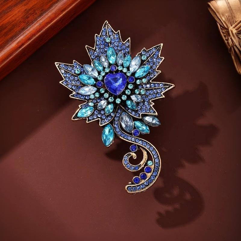 Vintage Court Style Leaves Brooches For Women Unisex Rhinestone Plants Casual Party Brooch Pin Gifts