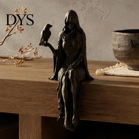 Tabletop Shelf Decoration Gothic Raven Sitter Statue, Hooded Lady Reaper Figurine, 3D Printed Dark Creative Bookshelf Statue Edge Sitter, Witchy Room