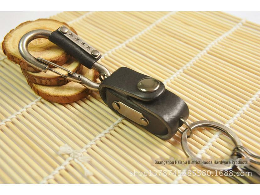 Trendy Korean Non-Mainstream Retro Punk Cowhide Dice Keychain