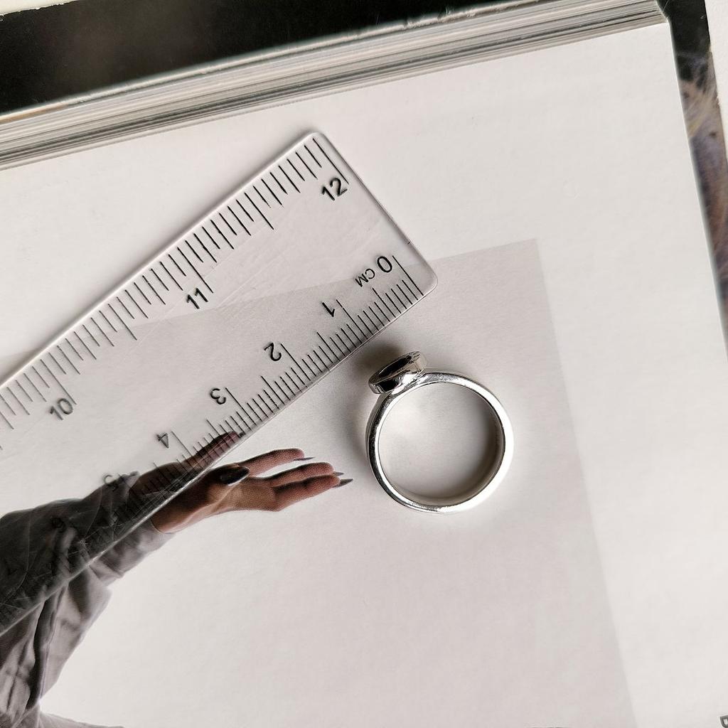 Silberring mit natürlichem Onyx, Gewicht des Artikels 4,4 g (2176237)