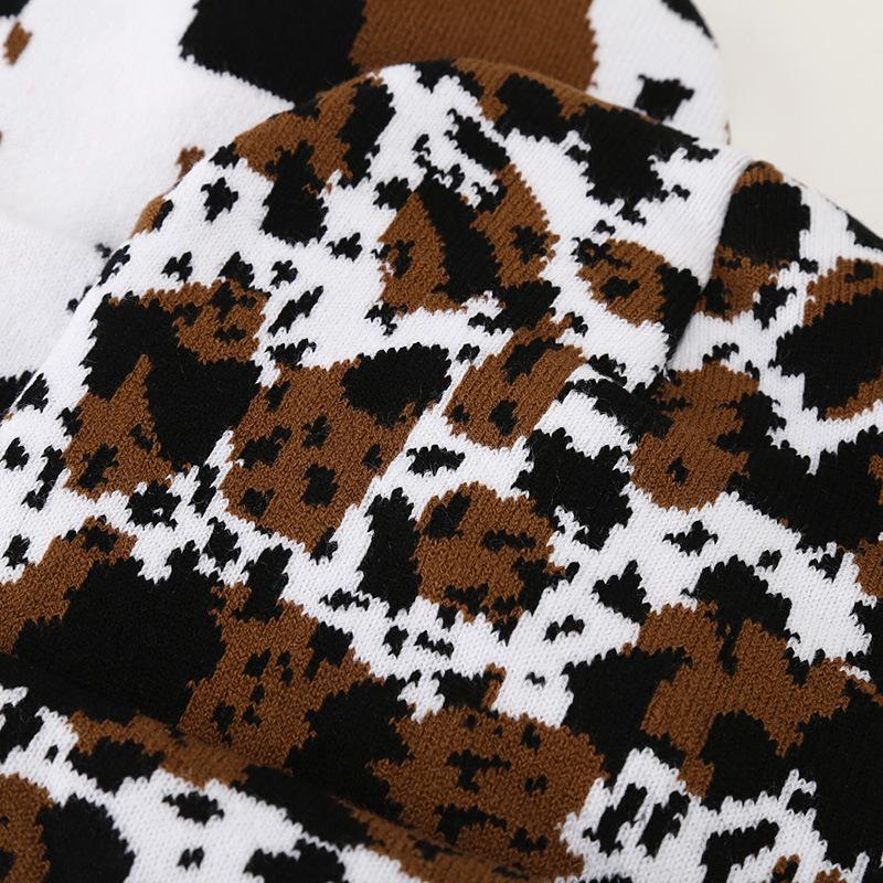 Thickened Thermal Jacquard Beanie Hat Leopard Print Knit Cap with Ear Protection for Large Head for Travel
