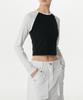 MUSINSA STANDARD WOMAN Women'S Slim Crop Raglan Long Sleeve T-Shirt [Black/White]
