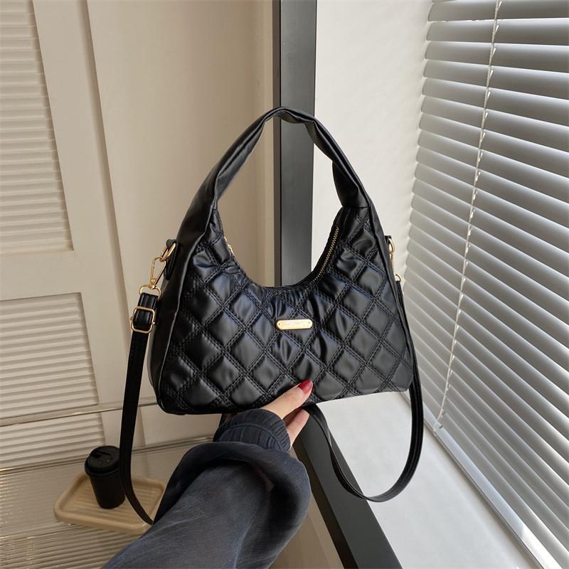 Vintage Stylish Crossbody Bag With Diamond Quilted Design For Trendy Women чёрный