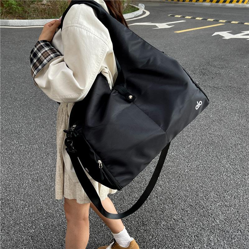 Yoga Fitness Bag, Travel Storage Bag, College Student Shoulder Bag, Large Capacity, Foldable, Multifunctional Handbag