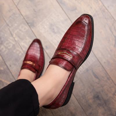Italian Style Leather Slip-On Shoes Men Business Dress Slip-On Formal Casual Loafers Wedding Shoes Fashion Comfort Driving Shoes