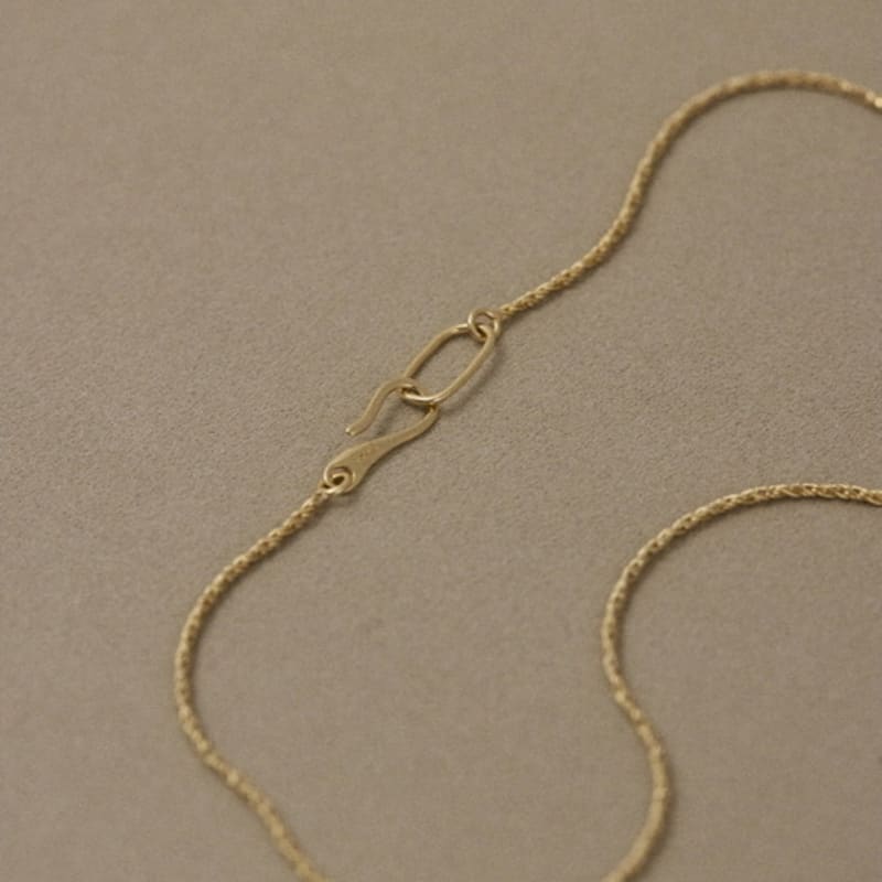 Onill 04-24 Shell (Necklace)