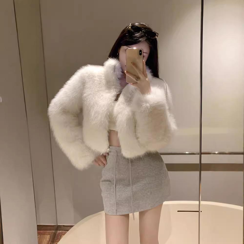 Real autumn and winter new Toka environmentally friendly fur jacket women's high-end plush short stand-up collar small top