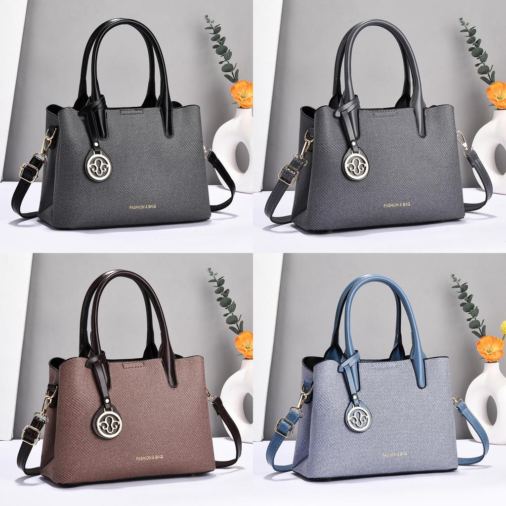 Pu Leather Small Square Tote Bag With Magnet Closure For Daily Use