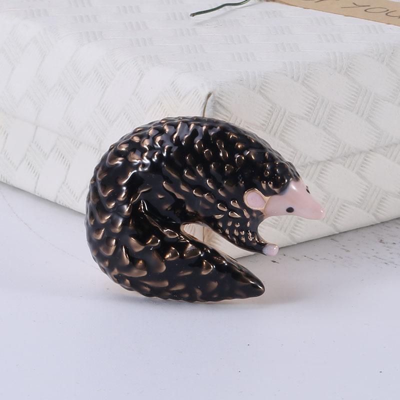 

Брошь в виде панголина из сплава, модная креативная брошь в виде животного, универсальная булавка для одежды чёрный