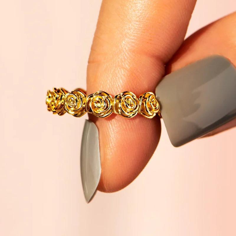 

Rose flower ring - women s rustic floral finger ring - fashion jewelry - versatile accessory no. 6