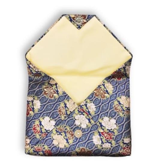 Nakagawa Masashichi Shoten Tea Ceremony Utensils, Sukiya Bag, Japanese Clothing Accessory, Standing Frame with Peony Circle, Pure Silk