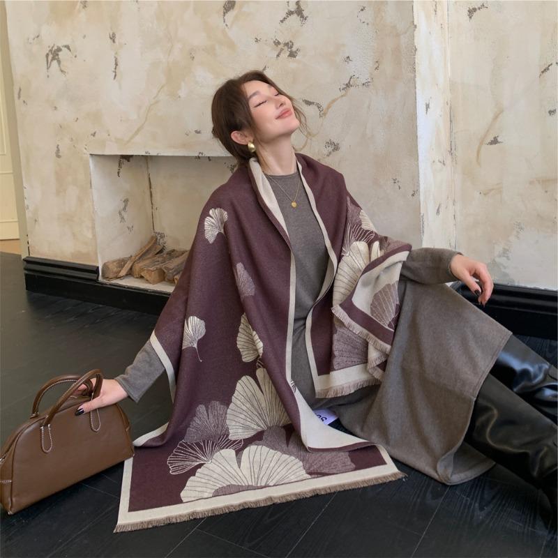 Autumn and winter new ginkgo biloba double-sided jacquard shawl women's high-end casual warm scarf couple atmosphere scarf